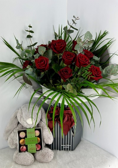 Queen of Hearts Bouquet